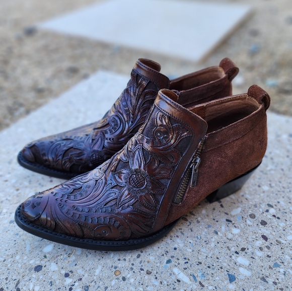 Frye Sacha Shootie Brown Leather Booties size 8.5 great condition! - Picture 2 of 5